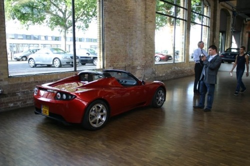 Tesla Roadster v Berlíně