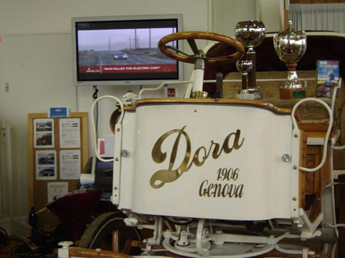 Elektromobil Dora