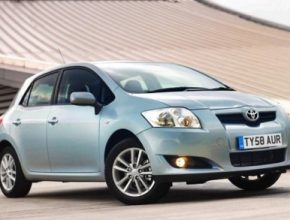 Toyota Auris jako hybrid?