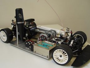 Fraunhoferův institut - redux fow baterie - prototyp elektromobilu