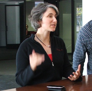 Tesla Motors - showroom Menlo Park - Rachel Konrad