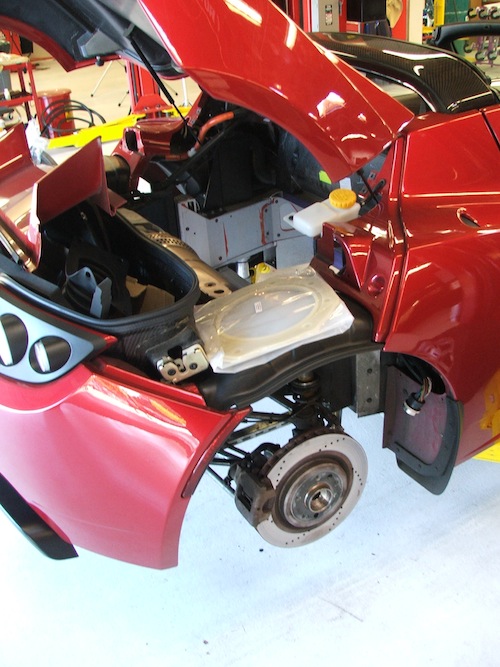 Tesla Motors - showroom Menlo Park - rozebraný Roadster