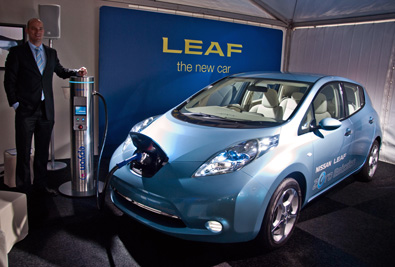 Elektromobily - dobíjecí stanice - Epyon - Nissan Leaf - rychlodobíjecí stanice