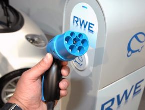Elektromobily - rychlonabíjecí stanice RWE