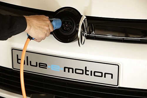 Hybrid.cz obrázky Volkswagen Golf blue-e-motion