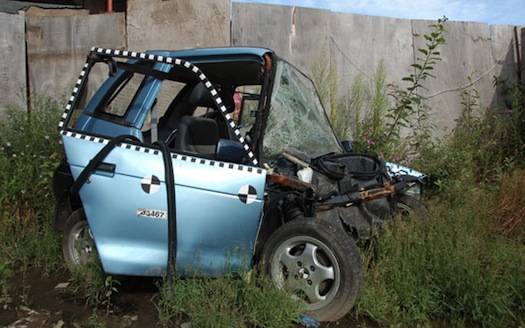 elektromobily - Reva G-Wiz Top Gear crashtest