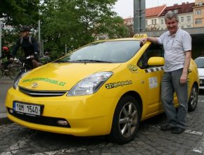 hybridy hybridtaxi citytaxi praha taxi