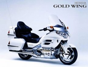Slavná Honda Gold Wing jako hybrid