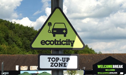 auto elektromobil ecotricity dobíjecí stanice Británie