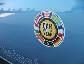 elektromobil Nissan Leaf Car of the Year - auto roku 2011