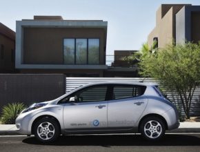 auto elektromobil Nissan Leaf