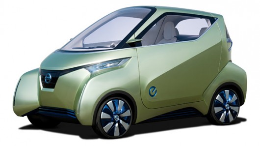 elektromobil Nissan Pivo 3