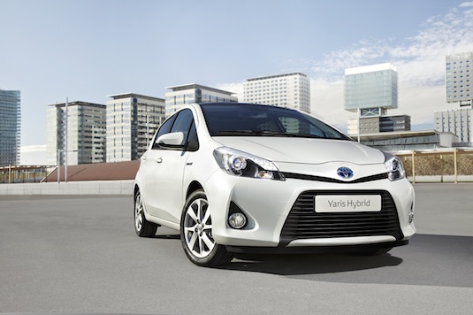 auto hybrid Toyota Yaris Hybrid