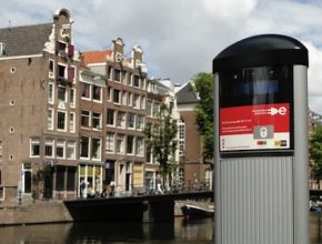 auto elektromobil dobíjecí stanice Amsterdam Elektrisch