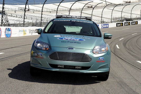 auto elektromobil Ford Focus Electric NASCAR