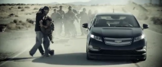 auto plug-in hybrid Chevrolet Volt video reklama zombie
