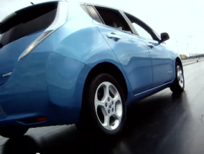 auto elektromobil Nissan Leaf rekord Goodwood festival rychlosti zpátečka