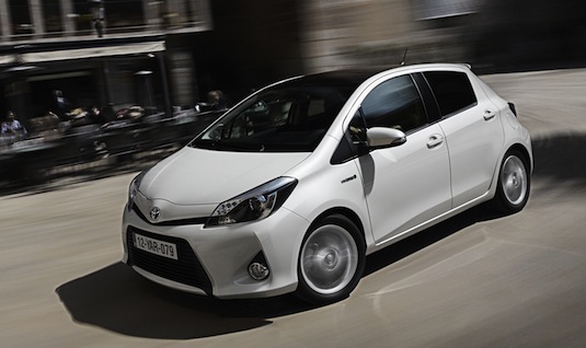 auto hybrid Toyota Yaris Hybrid