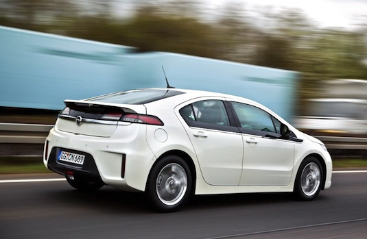 auto plug-in hybrid Opel Ampera