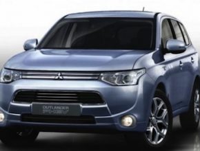 auto plug-in hybrid Mitsubishi Outlander PHEV