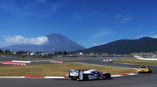 auto hybrid Toyota Racing TS030 Hybrid Japonsko Fuji
