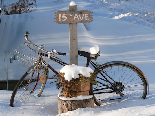 jízdní kolo zima sníh cyklostezky