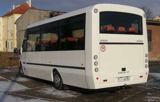 autobus Stratos L 37