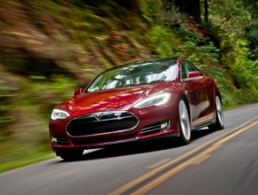 elektromobil Tesla Model S