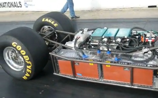 auto elektromobil elektrický dragster