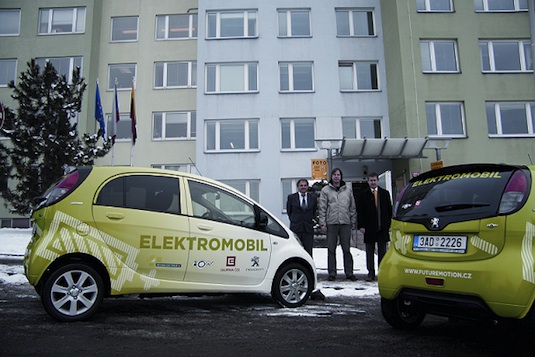auto elektromobil elektromobily ČEZ Praha Černý most