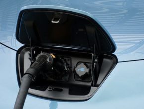 auto elektromobil Nissan Leaf CHAdeMO