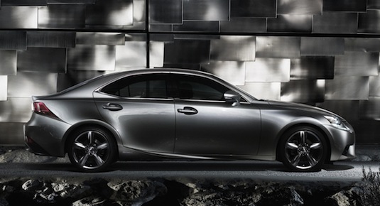 auto hybrid Lexus IS 300h