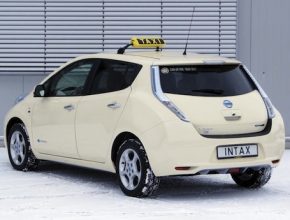 auto Nissan Leaf taxi Intax úprava
