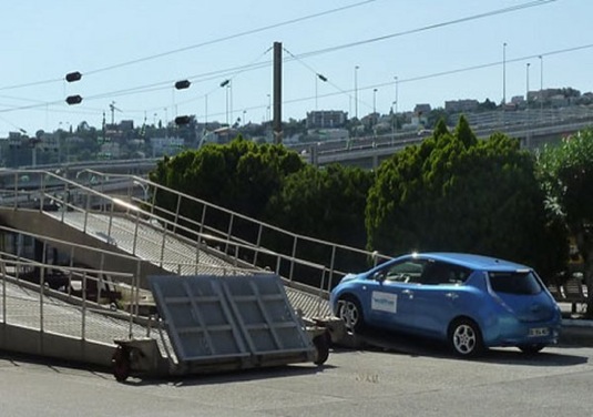 Nissan Leaf SNCF autovlak Francie
