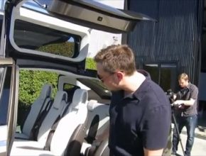 auto Elon Musk představení Model X