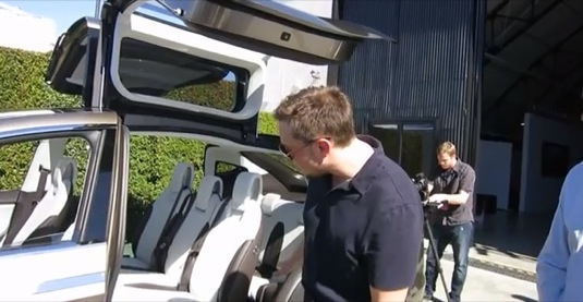 auto Elon Musk představení Model X