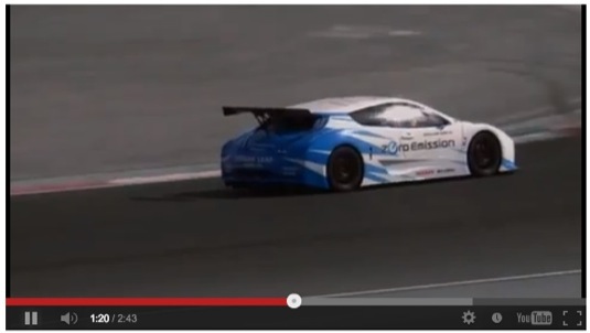 auto Nissan Leaf Nismo RC závodní elektromobil