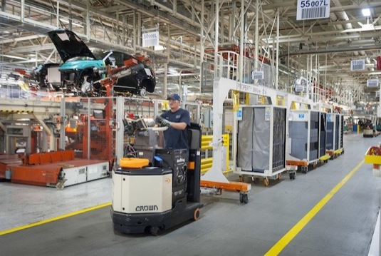 auto BMW palivoví články vodík manipulační technika továrna Spartanburg USA