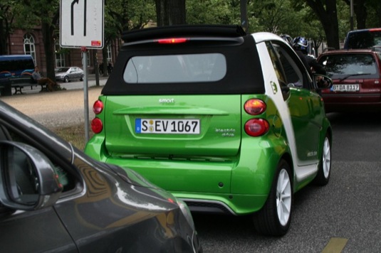 auto elektromobil Smart ED třetí generace Berlín