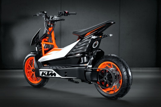 auto KTM elektroskútr elektrický skútr Speed-E