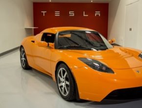 auto ojetý elektromobil Tesla Roadster nabídka