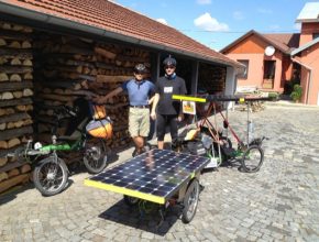 solární kola solární tříkolka AZUB Bike závod Francie Kazachstán