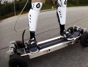 elektrický skateboard Gnarboard Joshua Tulberg
