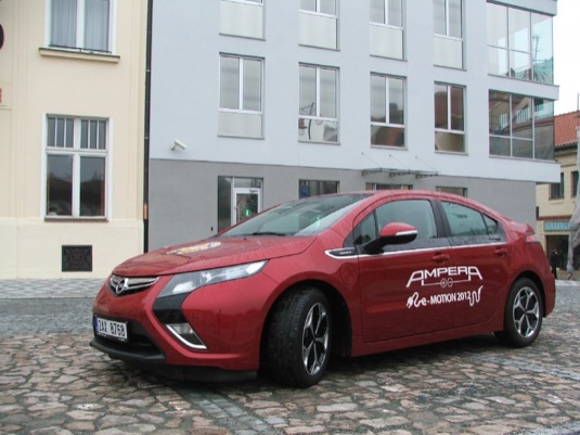 auto test Opel Ampera plug-in hybrid Tallin - Monte Carlo