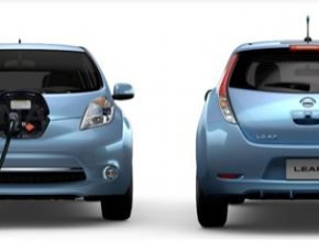 auto elektromobil Nissan Leaf softwarový update