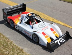 auto elektromobil závodní Toyota TMG EV P002