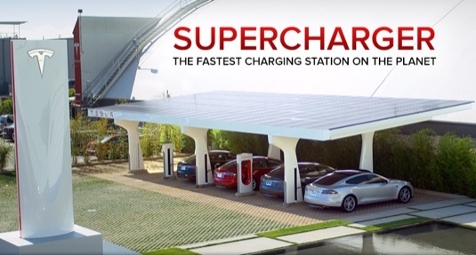 auto elektromobily Model S solární parkoviště dobíječka Supercharger Tesla Motors