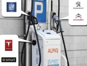 auto rychlonabijecí stanice Alpiq E-mobility 3-in-1