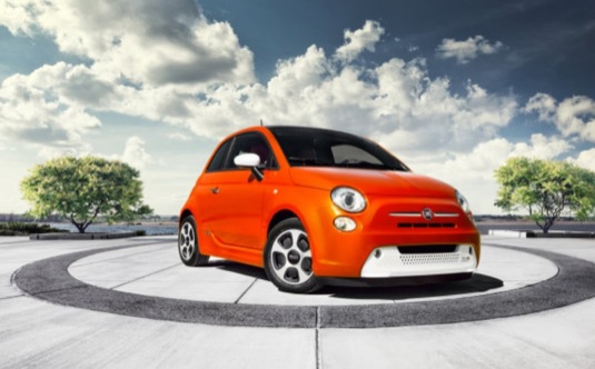 auto elektromobil Fiat 500e