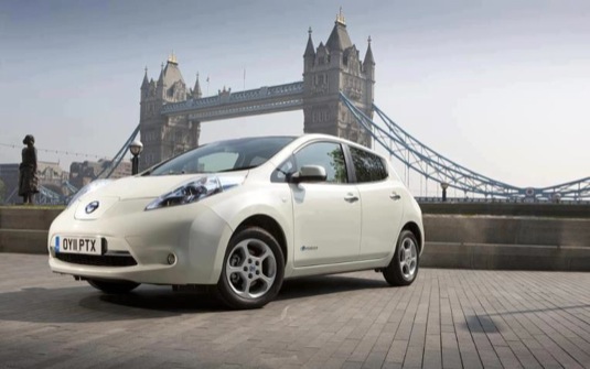 auto Nissan Leaf London Bridge